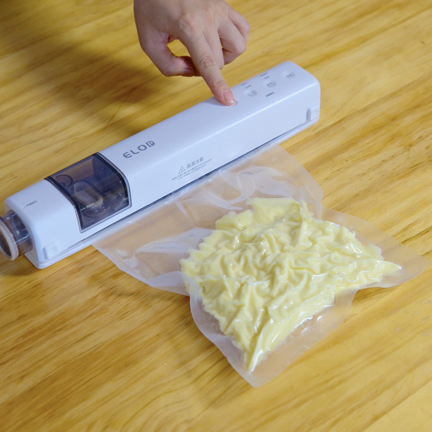 真空パック袋「Mサイズ」50枚入り +Susealシリーズ交換用テープセット(クリックポスト)