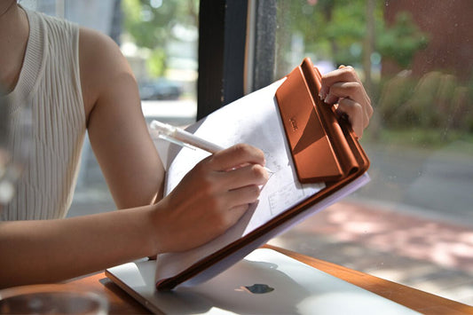 磁力で組み合わせるノートフォルダ「A4 office folder」