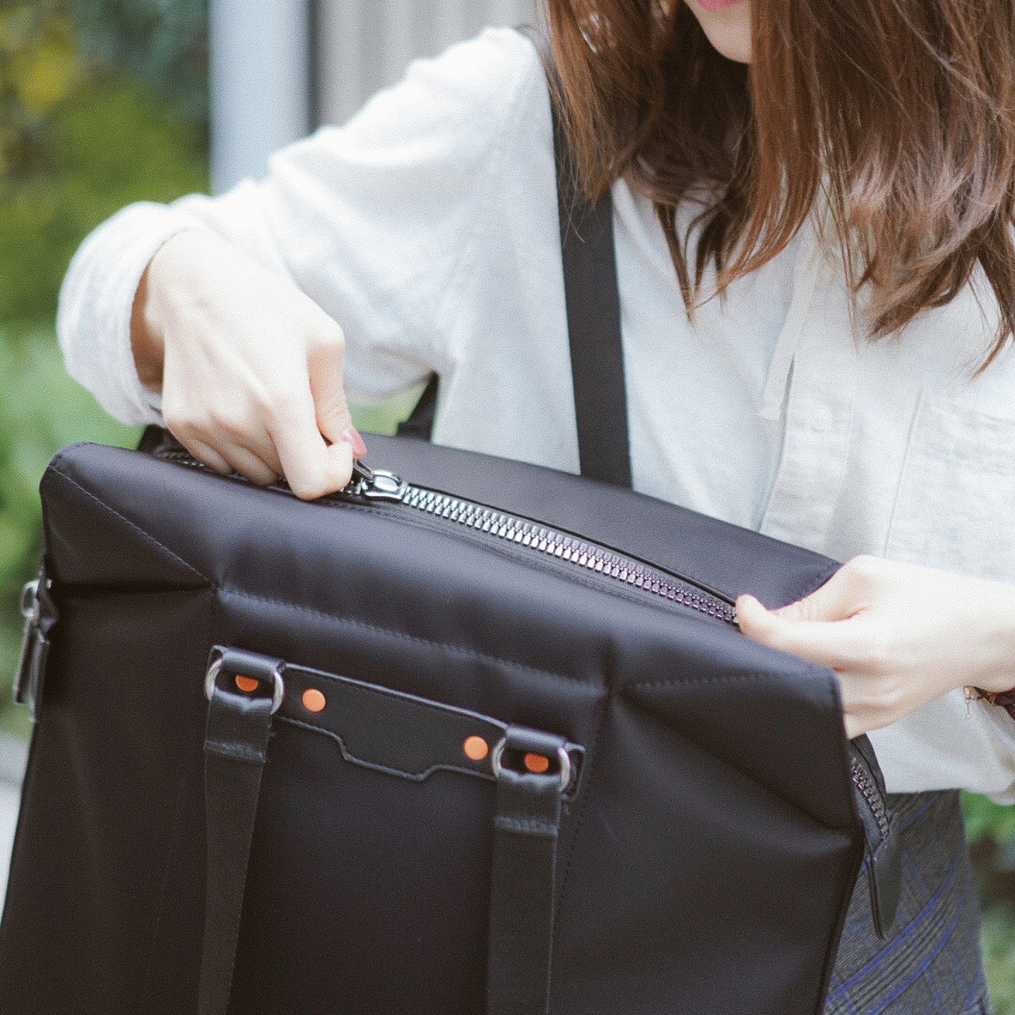 座れるトートバッグ「Chairbag」