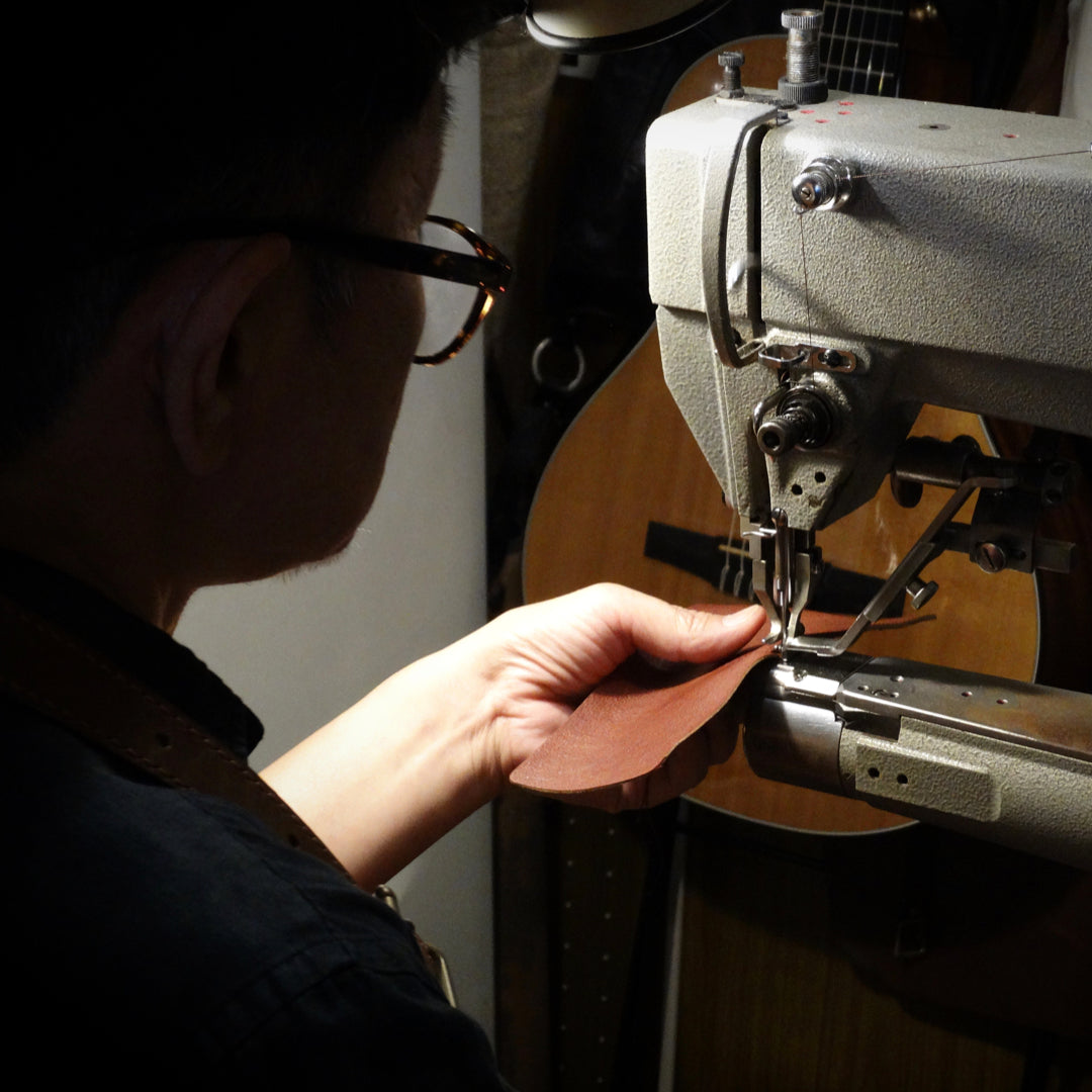 自由に組み替えるミニマム財布「Kumi Wallet」