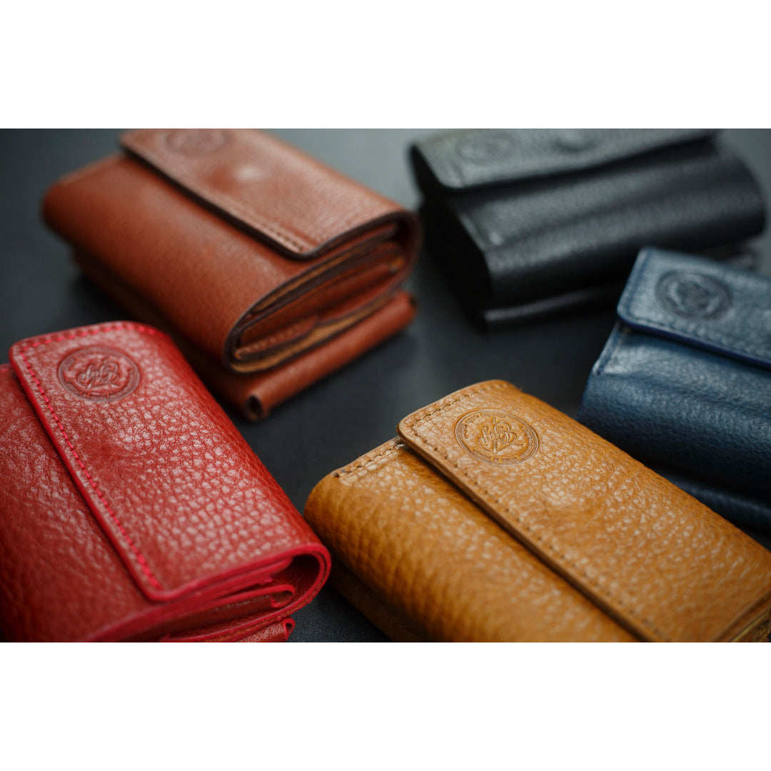 自由に組み替えるミニマム財布「Kumi Wallet」