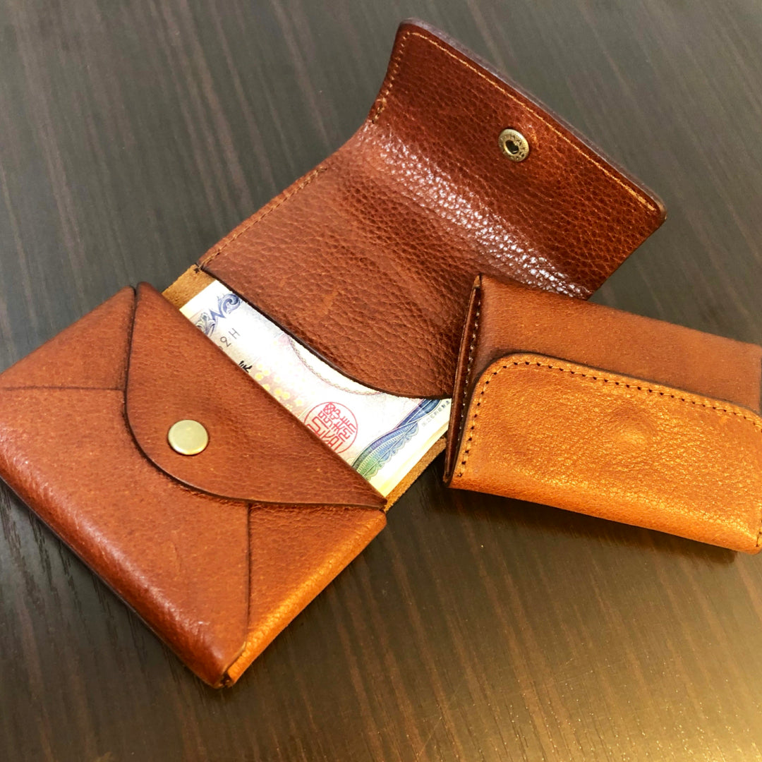 自由に組み替えるミニマム財布「Kumi Wallet」