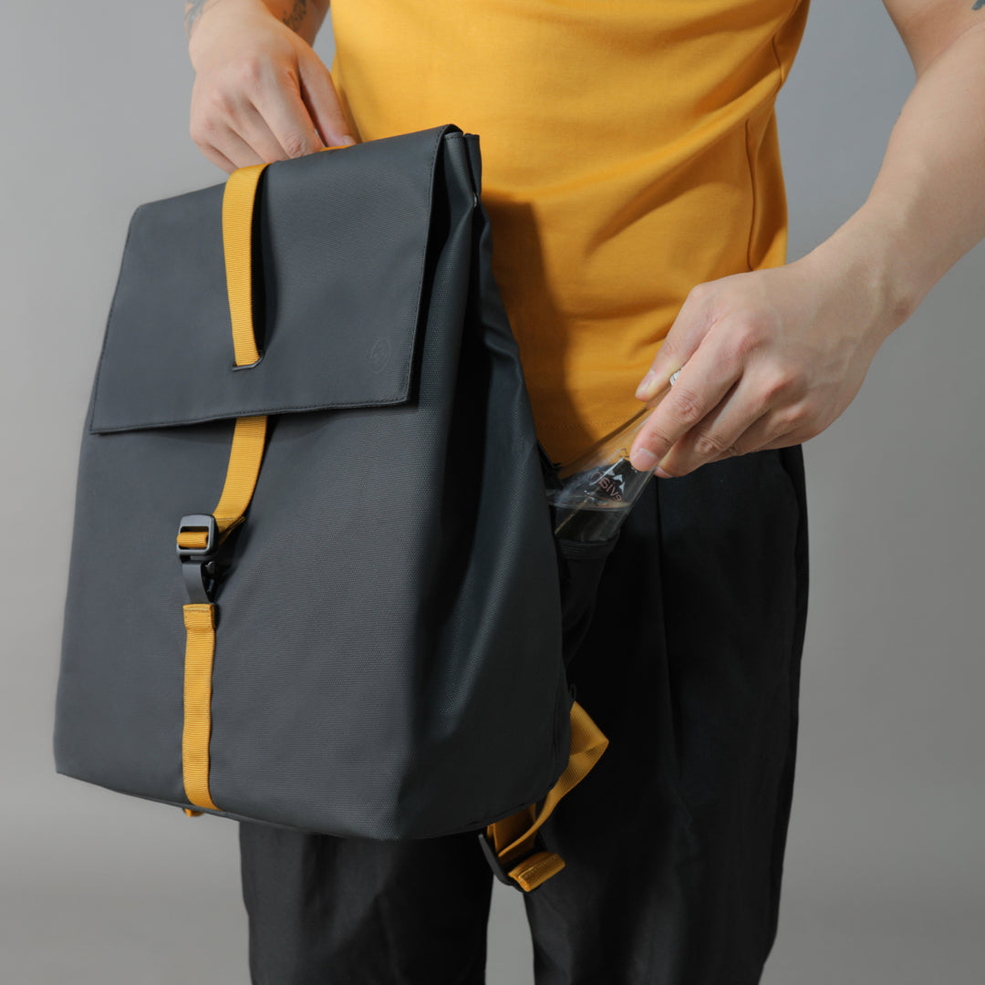スマートエコロジーバッグ「SQUARE BACKPACK」