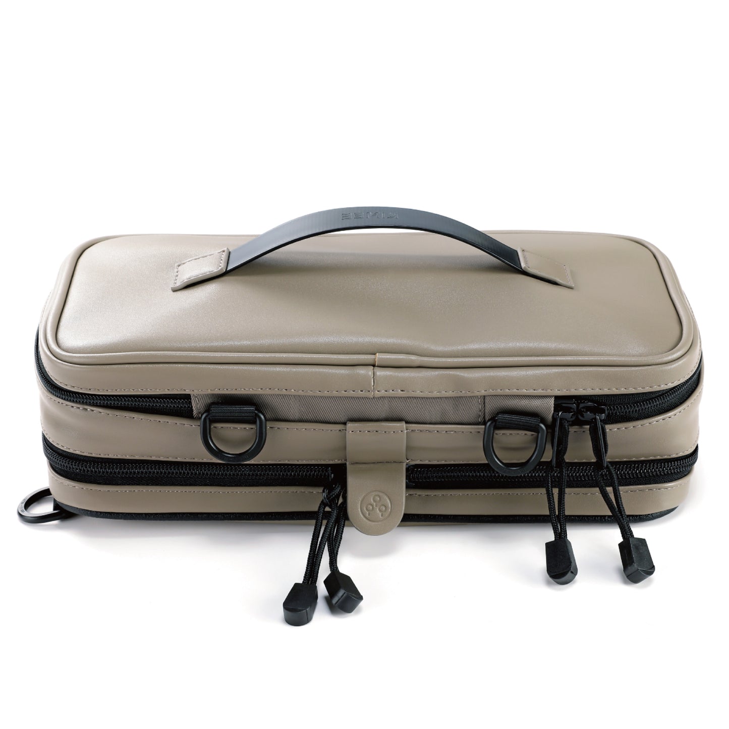 荷物が増えても大丈夫!容量が16倍になるバッグ「Sandwich Backpack」