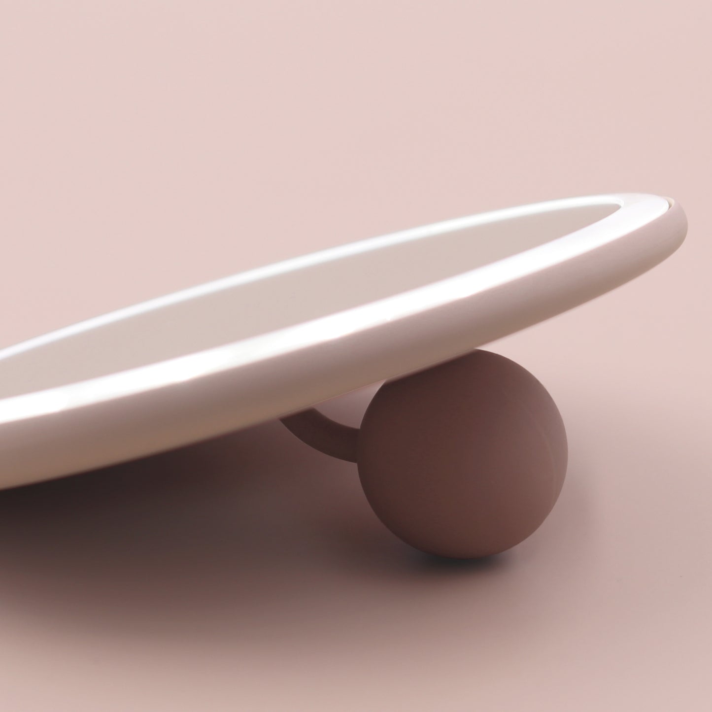 片手サイズの女優ミラー「HANDHELD MAKEUP MIRROR」