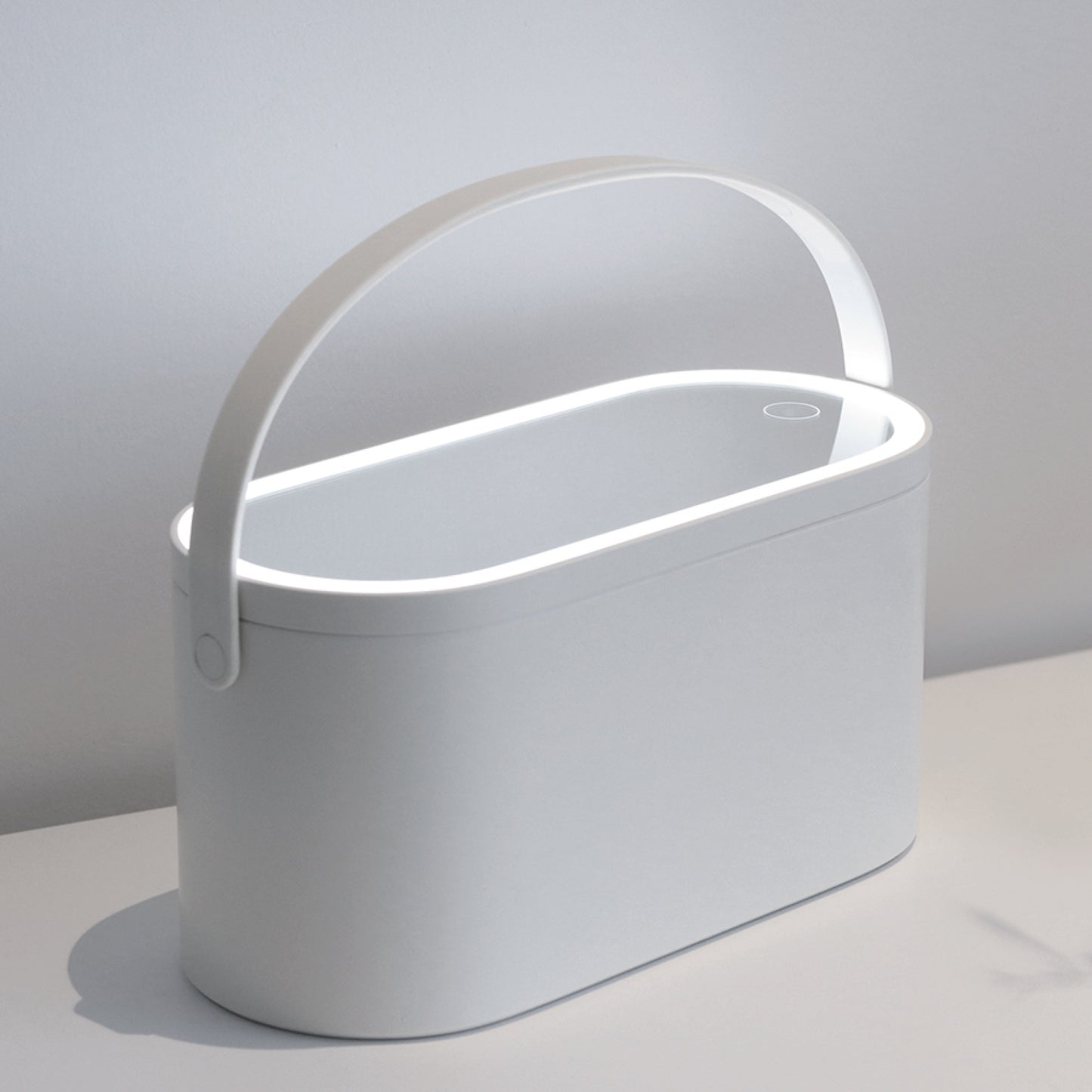 収納付き女優ミラー「PORTABLE MAKEUP BOX」