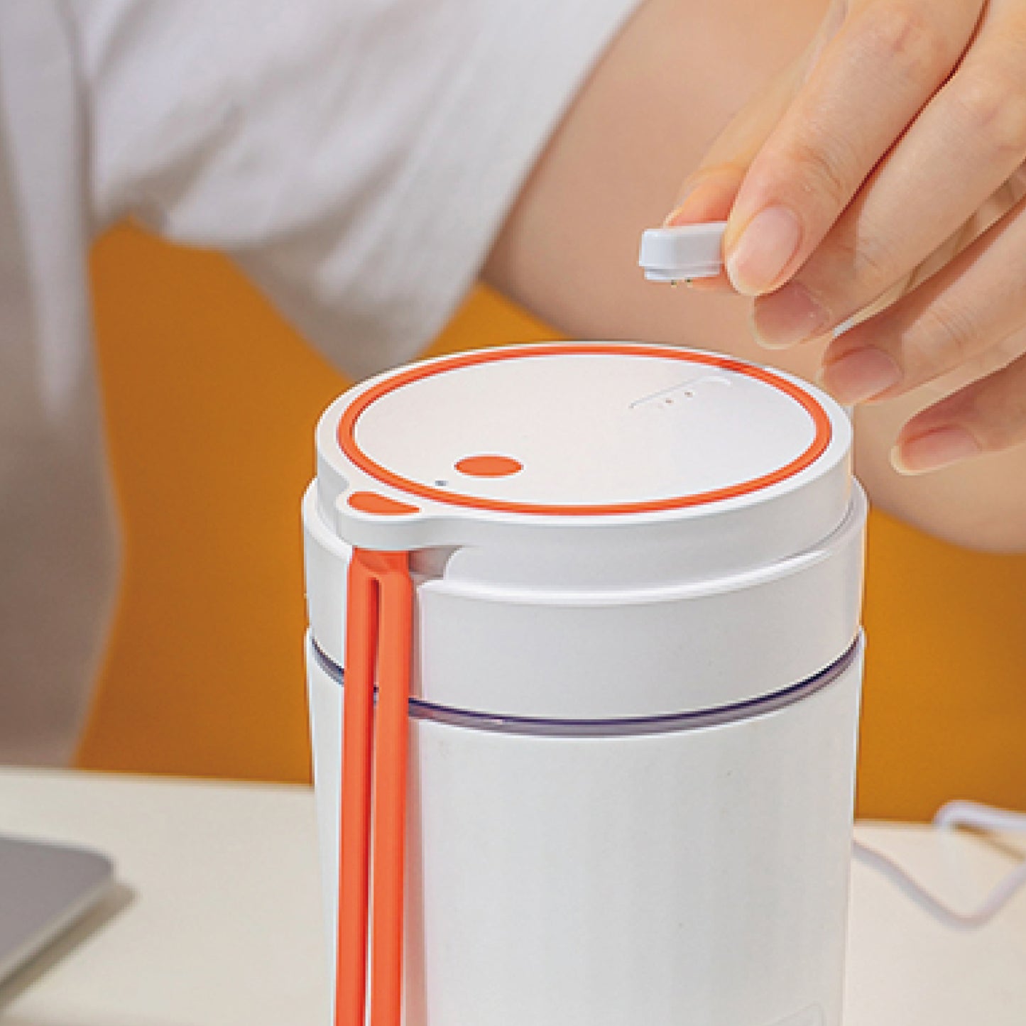 一人分のボトルジューサー「Mini-Vitamer Juicer」