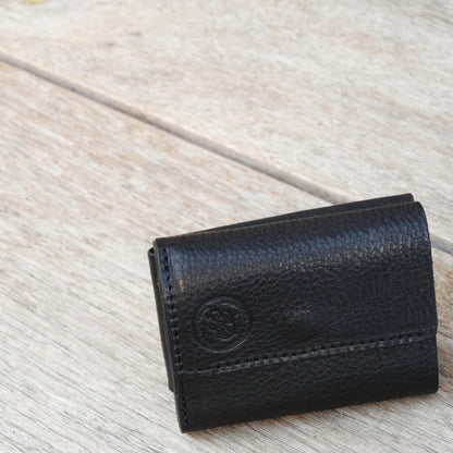 自由に組み替えるミニマム財布「Kumi Wallet」